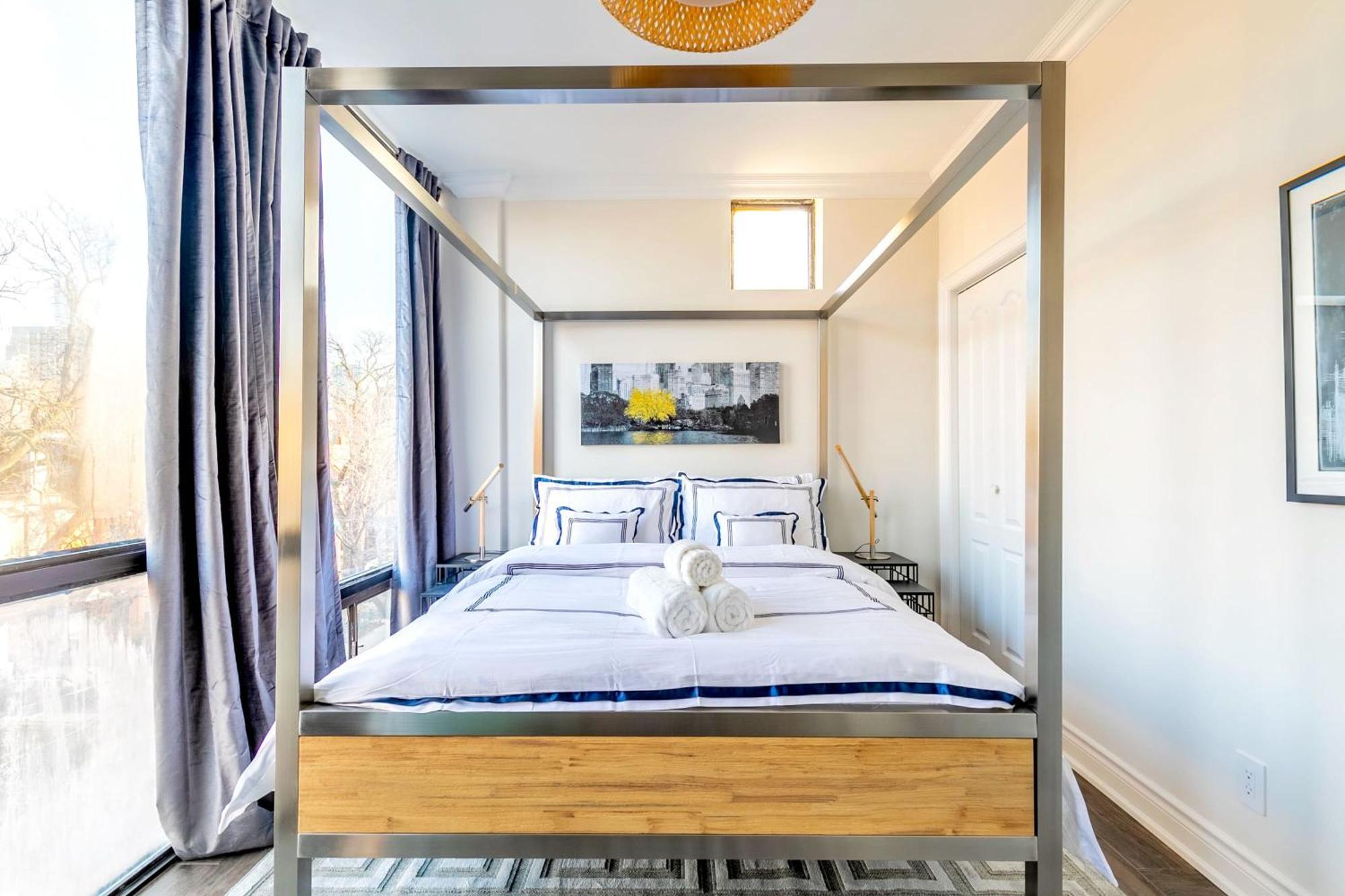 Modern Pet-Friendly Chinatown Apartment Toronto Exterior foto